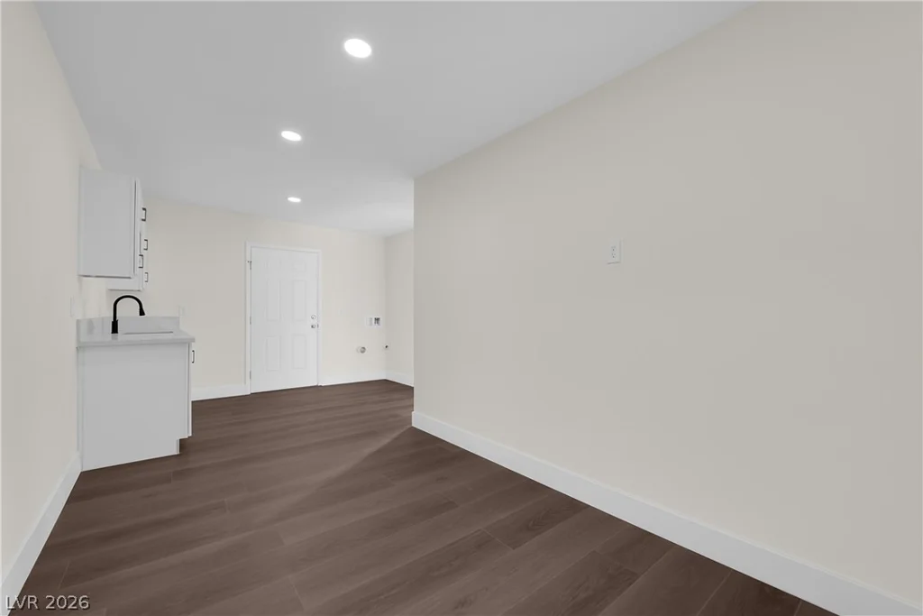 4404 Edward, Las Vegas, NV 89108