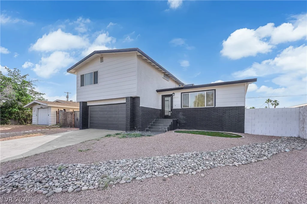 4404 Edward, Las Vegas, NV 89108