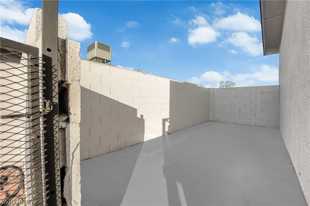 4404 Edward, Las Vegas, NV 89108