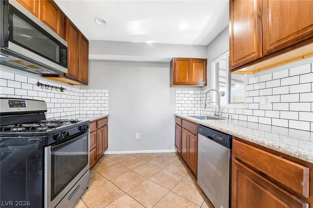 140 Victory, Henderson, NV 89015