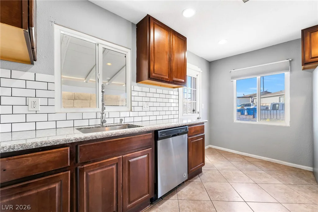140 Victory, Henderson, NV 89015