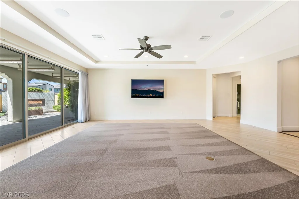9335 Las Haciendas, Las Vegas, NV 89148