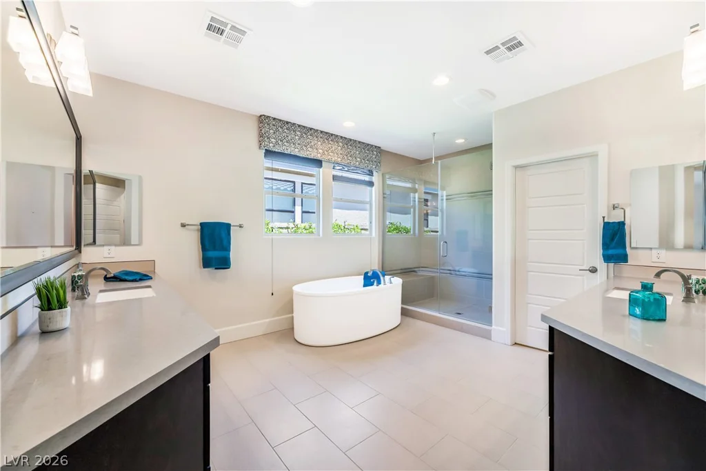 9335 Las Haciendas, Las Vegas, NV 89148