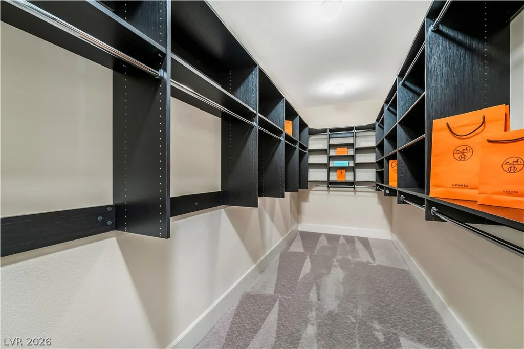 9335 Las Haciendas, Las Vegas, NV 89148