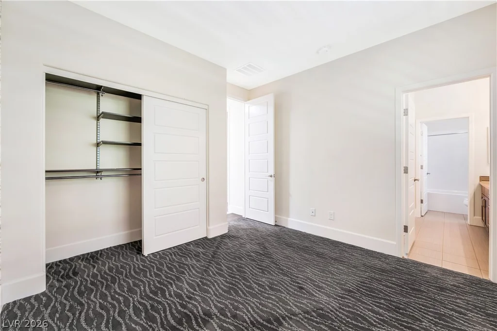 9335 Las Haciendas, Las Vegas, NV 89148