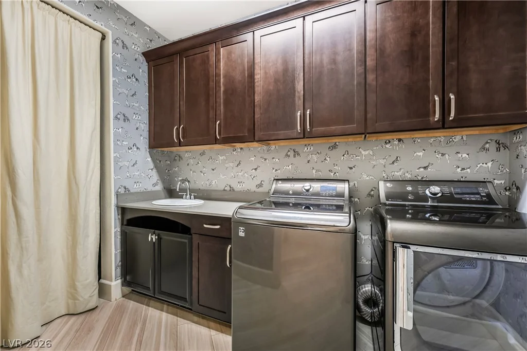 9335 Las Haciendas, Las Vegas, NV 89148