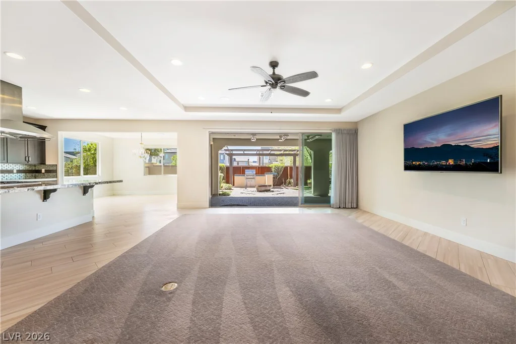 9335 Las Haciendas, Las Vegas, NV 89148