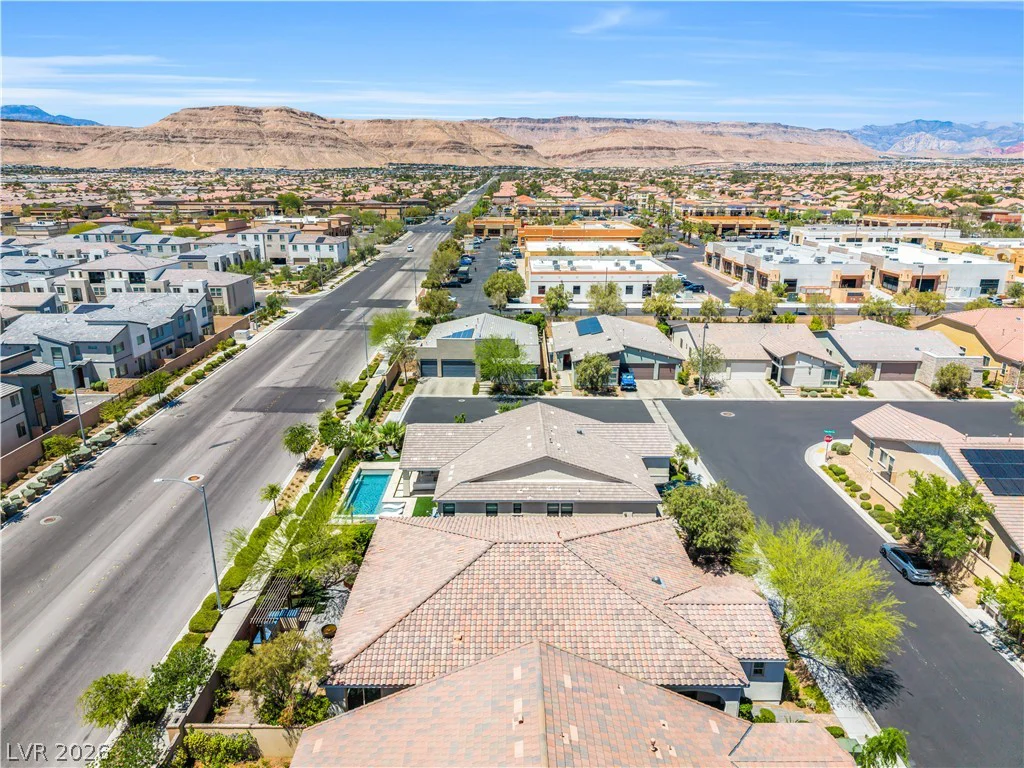 9335 Las Haciendas, Las Vegas, NV 89148