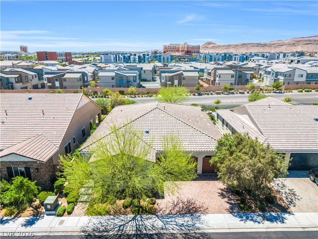 9335 Las Haciendas, Las Vegas, NV 89148
