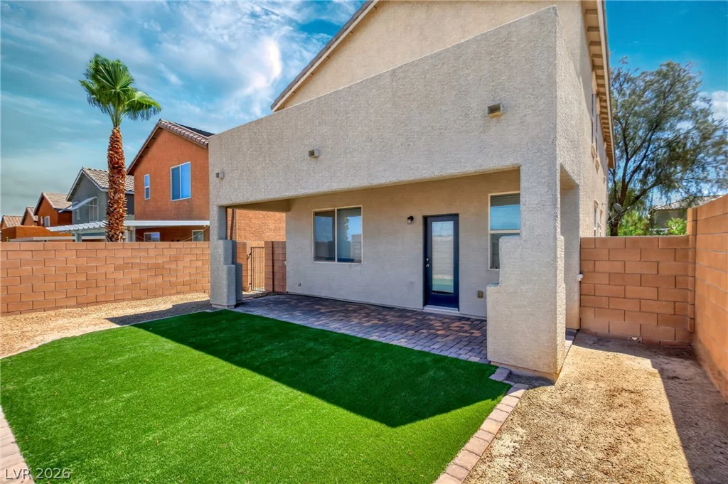 1009 Pebble Lake, Henderson, NV 89011