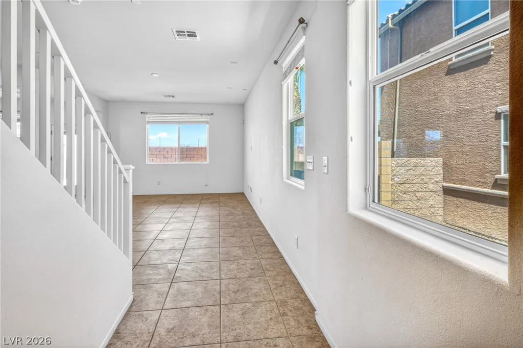 1009 Pebble Lake, Henderson, NV 89011