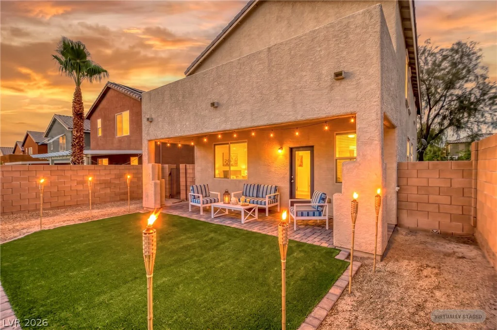 1009 Pebble Lake, Henderson, NV 89011