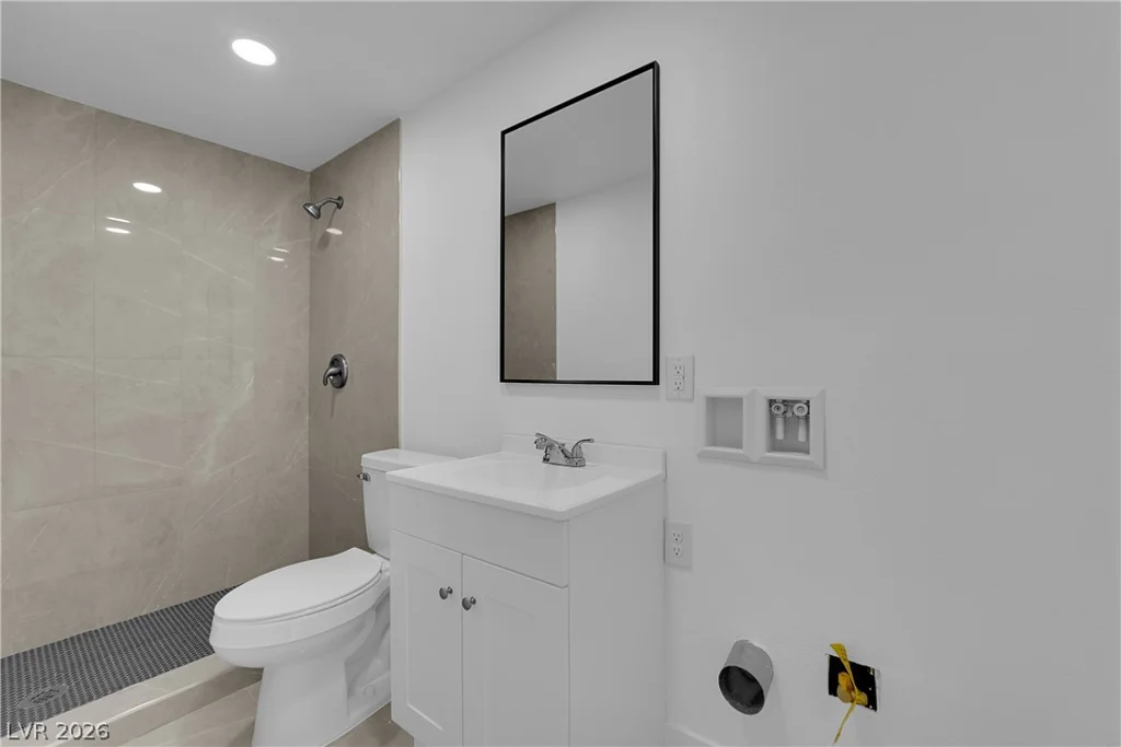 6120 Denver, Las Vegas, NV 89107