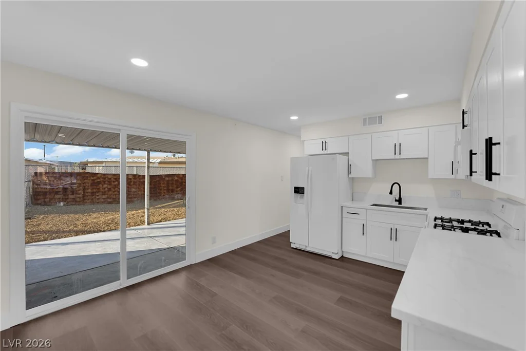 6120 Denver, Las Vegas, NV 89107