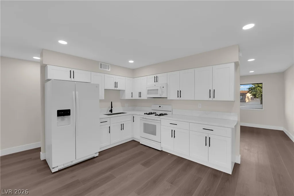 6120 Denver, Las Vegas, NV 89107
