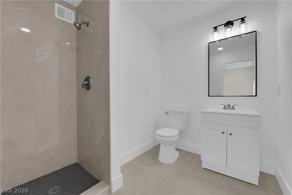 6120 Denver, Las Vegas, NV 89107