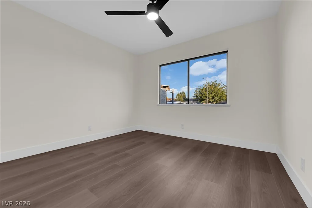 6120 Denver, Las Vegas, NV 89107