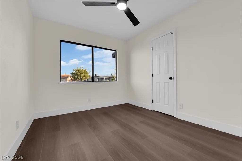 6120 Denver, Las Vegas, NV 89107