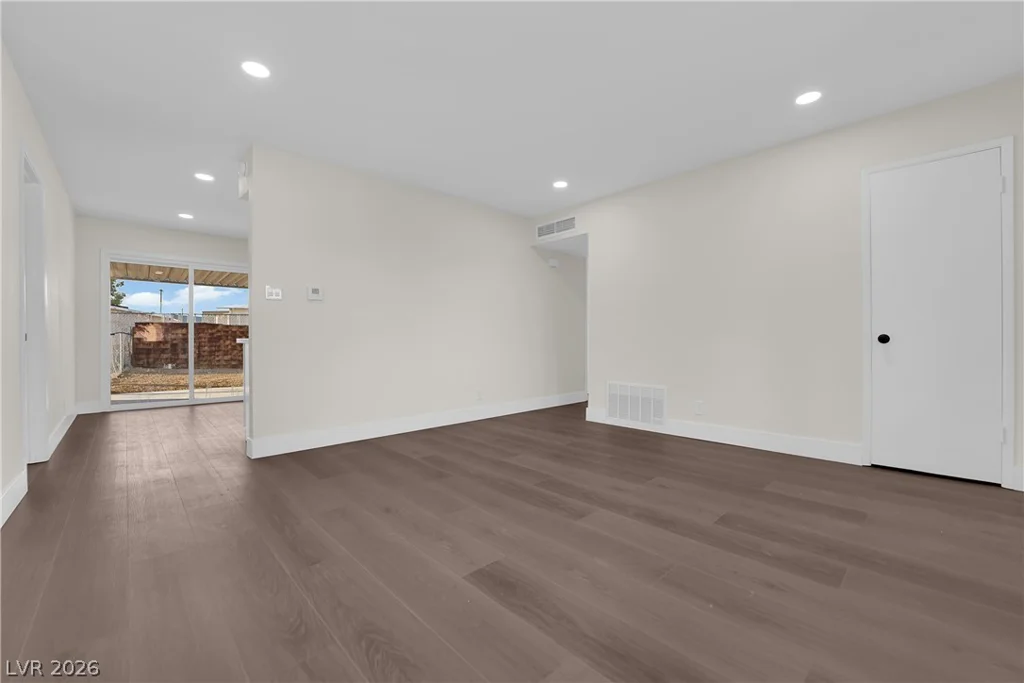 6120 Denver, Las Vegas, NV 89107