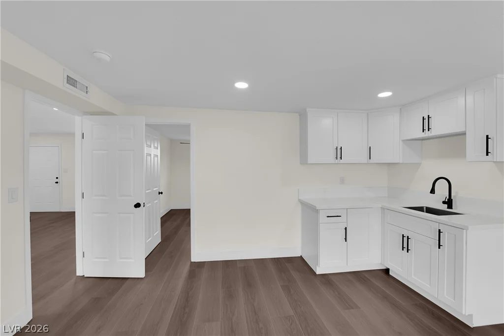 6120 Denver, Las Vegas, NV 89107