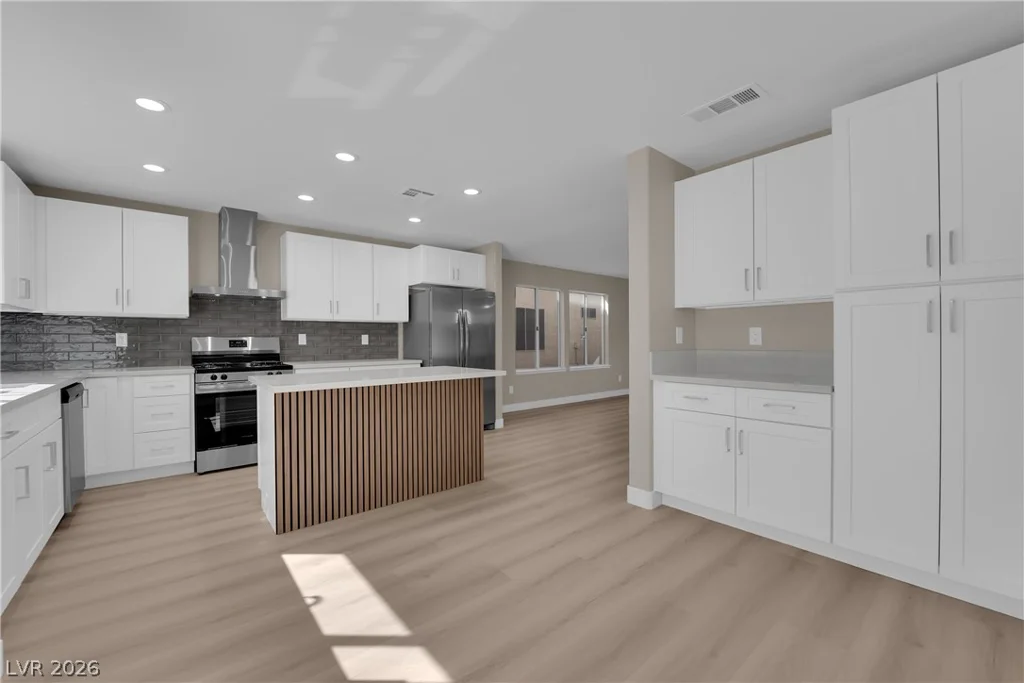 2328 Hunt Club, Las Vegas, NV 89128