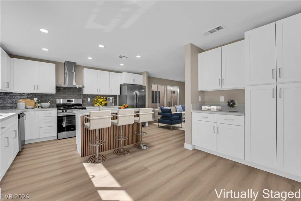 2328 Hunt Club, Las Vegas, NV 89128
