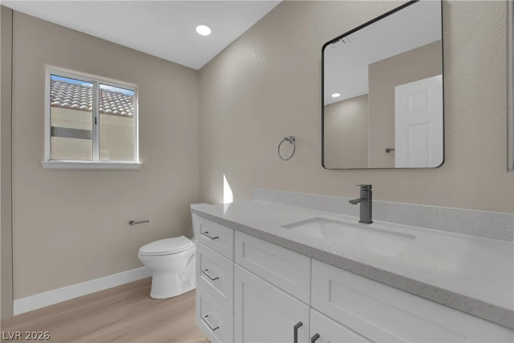 2328 Hunt Club, Las Vegas, NV 89128