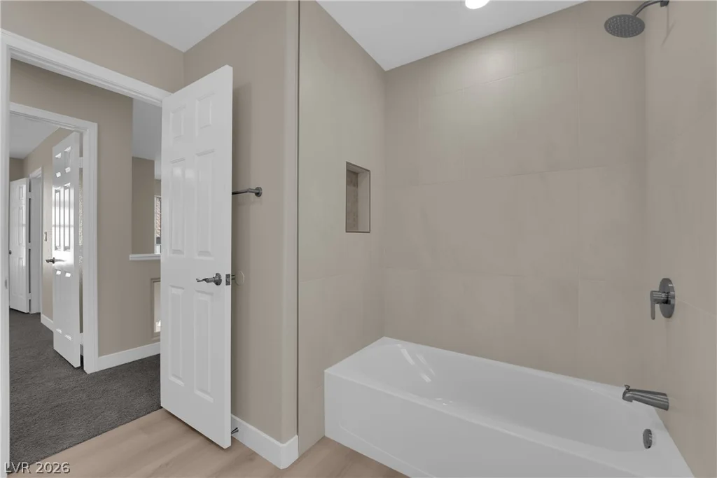 2328 Hunt Club, Las Vegas, NV 89128