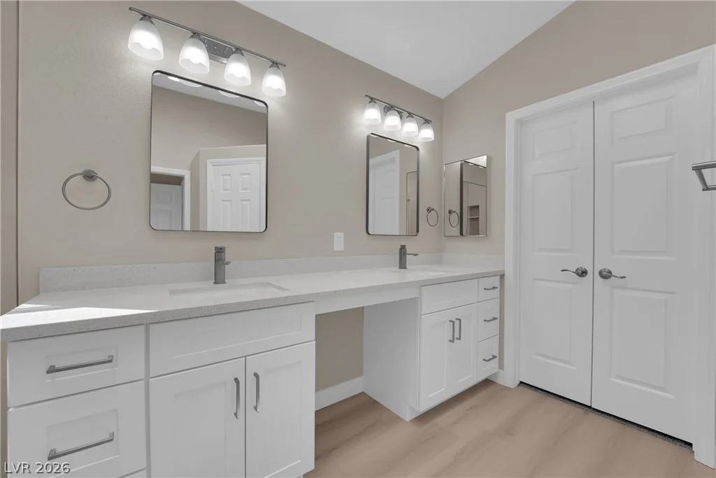 2328 Hunt Club, Las Vegas, NV 89128