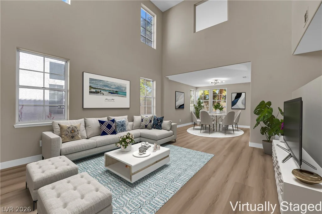 2328 Hunt Club, Las Vegas, NV 89128