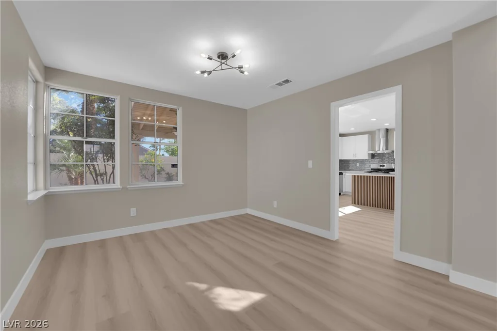 2328 Hunt Club, Las Vegas, NV 89128