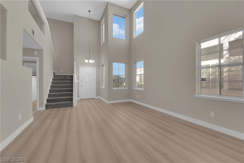 2328 Hunt Club, Las Vegas, NV 89128
