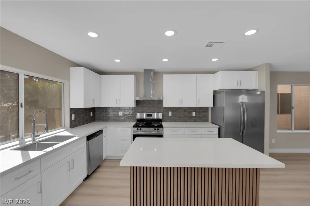 2328 Hunt Club, Las Vegas, NV 89128