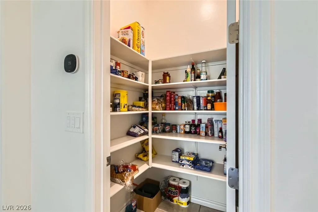 498 Pebble Run, Henderson, NV 89011
