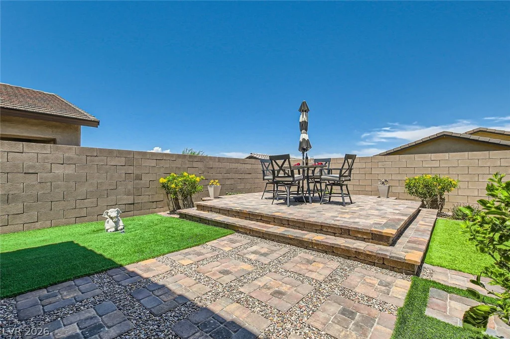 498 Pebble Run, Henderson, NV 89011