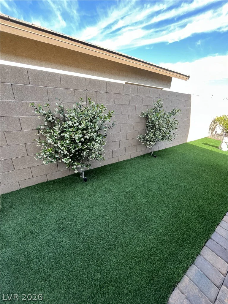 498 Pebble Run, Henderson, NV 89011