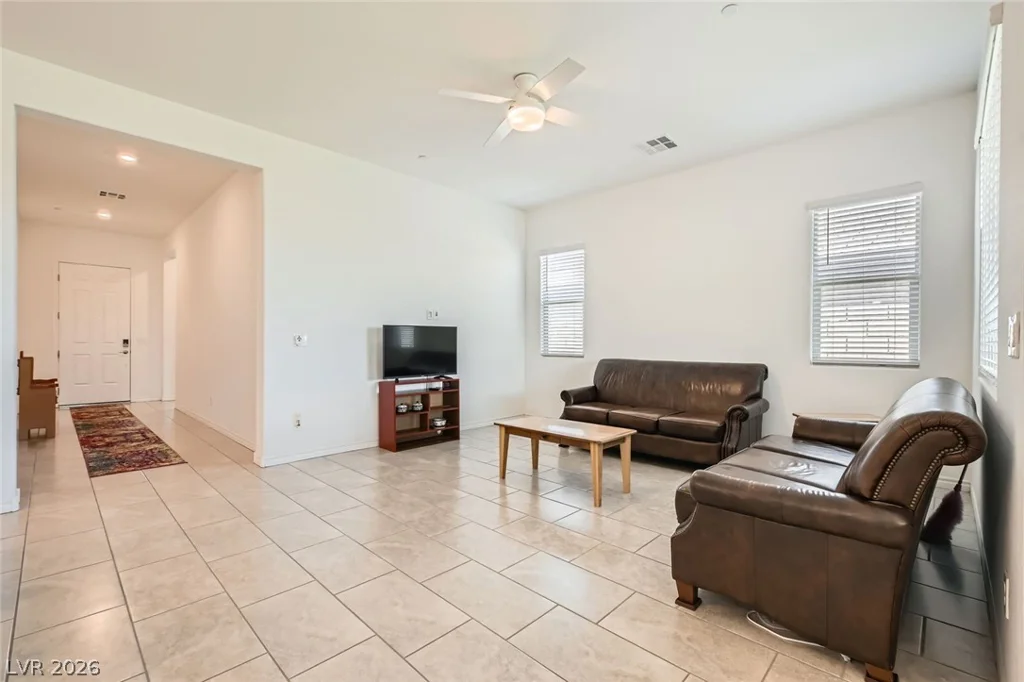 498 Pebble Run, Henderson, NV 89011