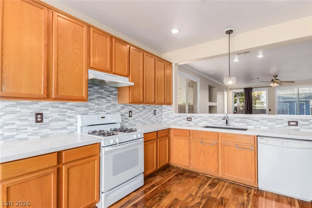5046 Great Abaco, North Las Vegas, NV 89031