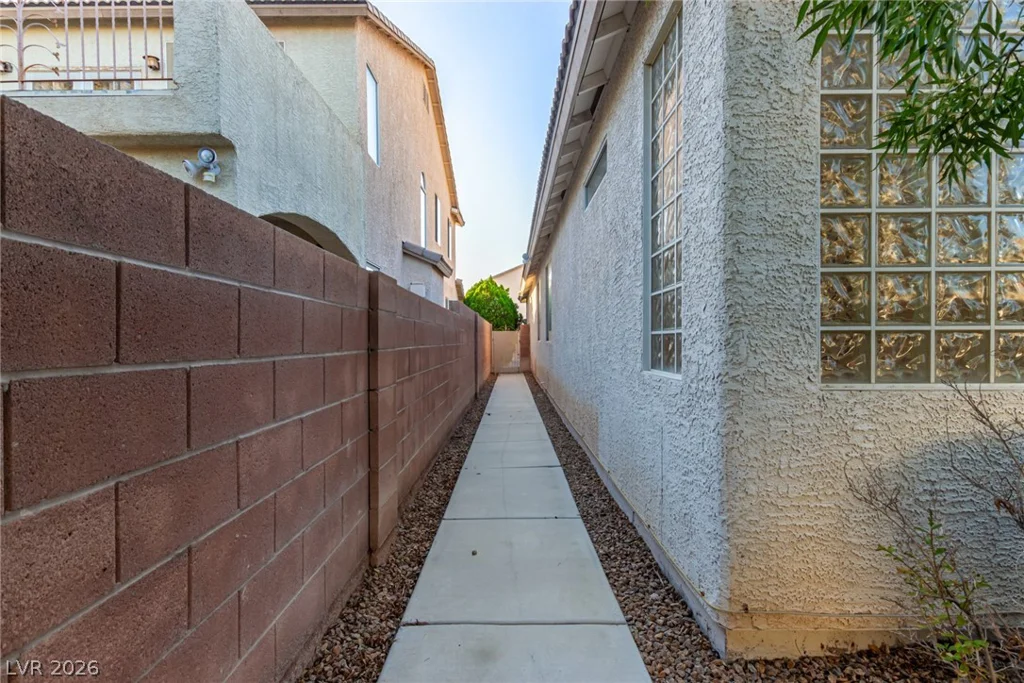 5046 Great Abaco, North Las Vegas, NV 89031