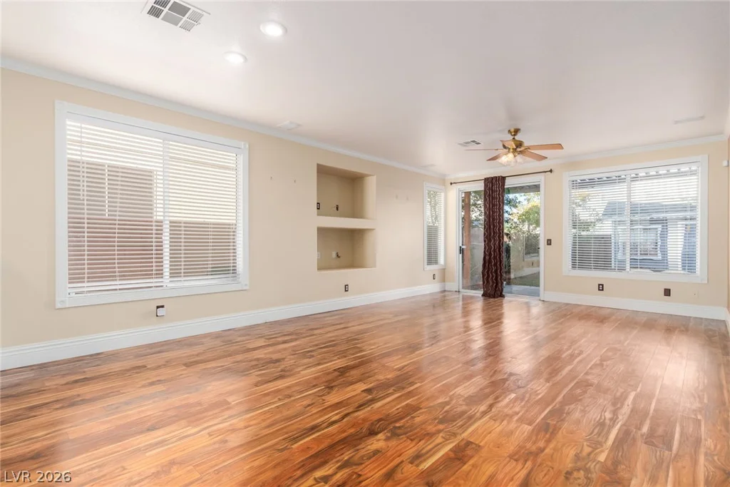 5046 Great Abaco, North Las Vegas, NV 89031