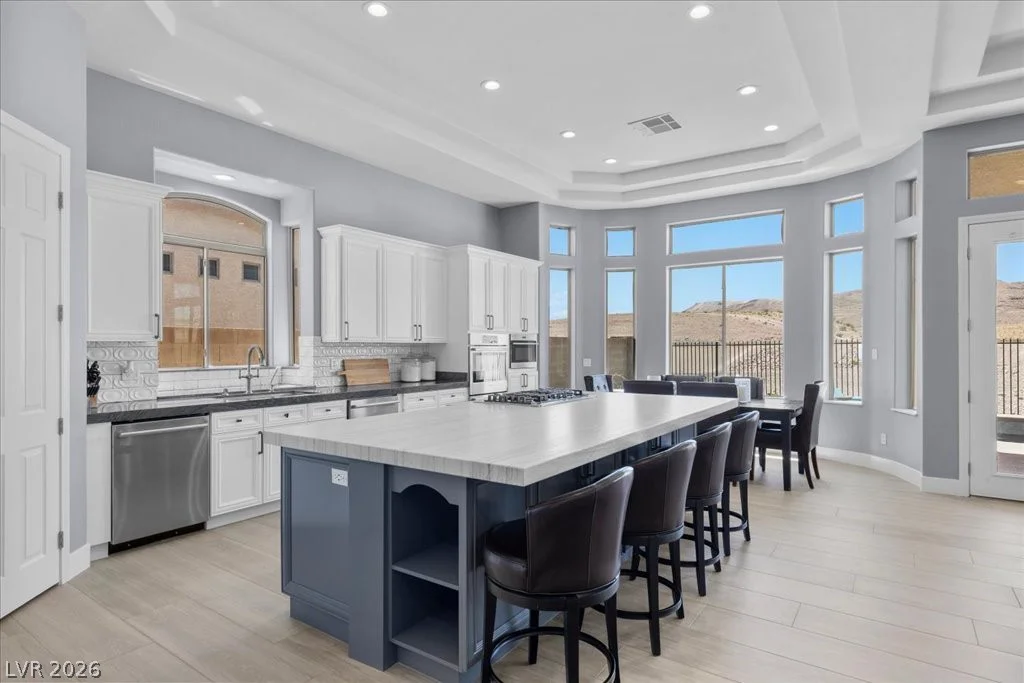 5717 Buena Martina, Las Vegas, NV 89141