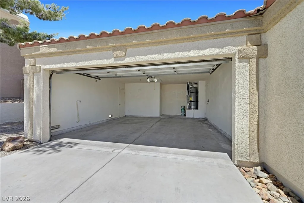 1692 Navarre, Henderson, NV 89014