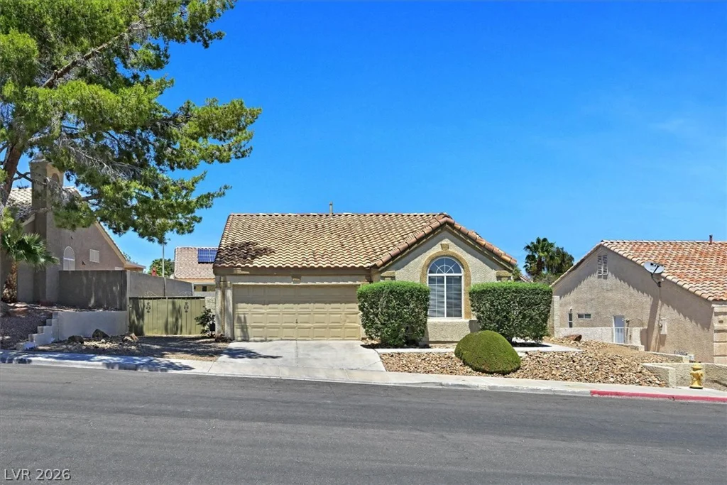 1692 Navarre, Henderson, NV 89014
