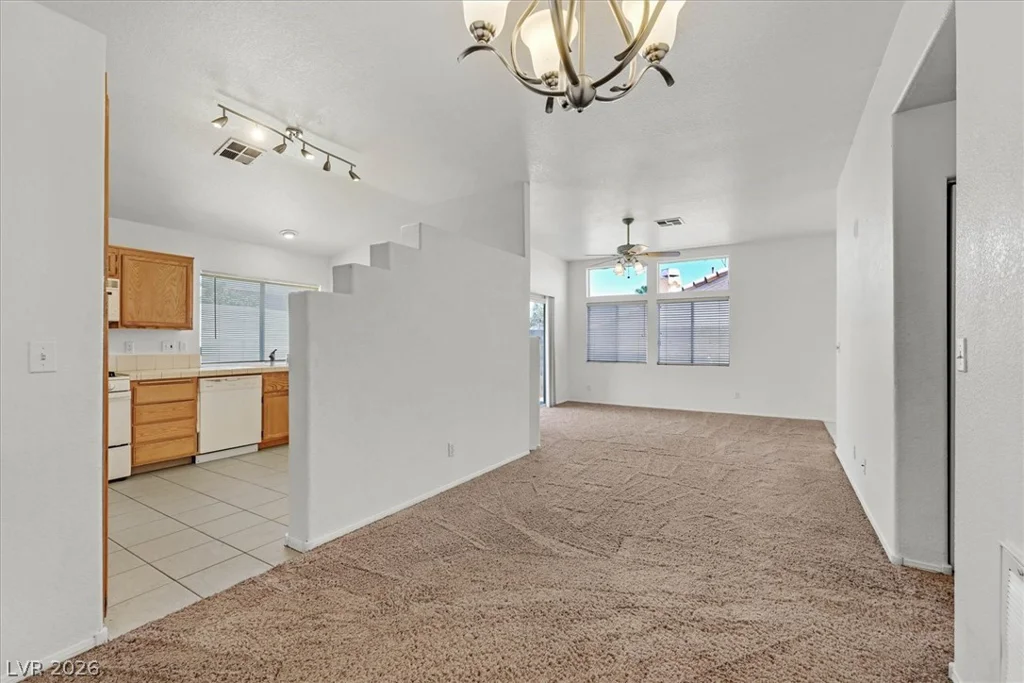 1692 Navarre, Henderson, NV 89014