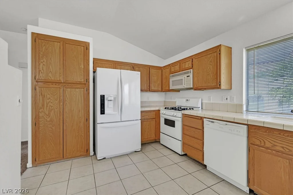 1692 Navarre, Henderson, NV 89014