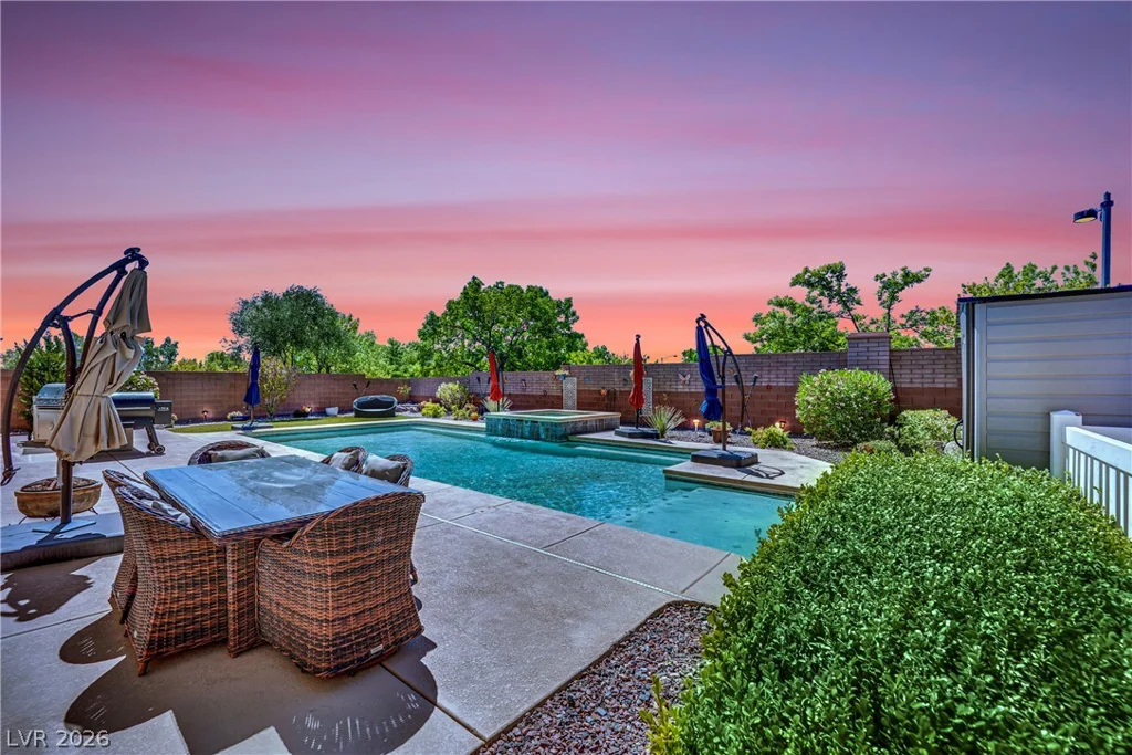 10227 Dove Row, Las Vegas, NV 89166