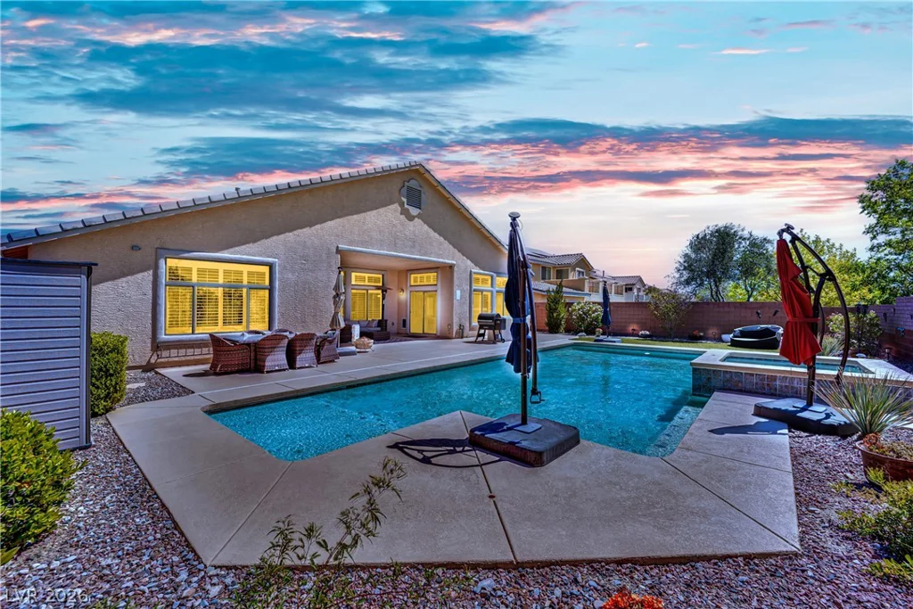 10227 Dove Row, Las Vegas, NV 89166