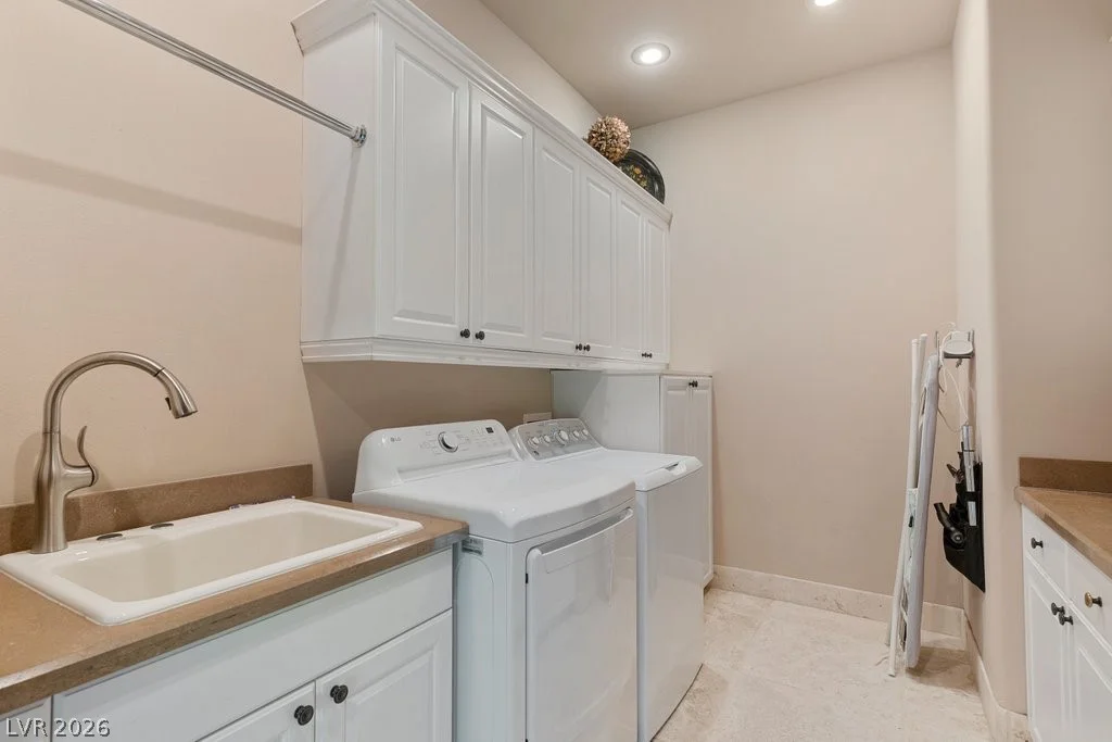 9717 Winter Palace, Las Vegas, NV 89145