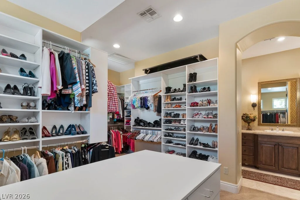 9717 Winter Palace, Las Vegas, NV 89145