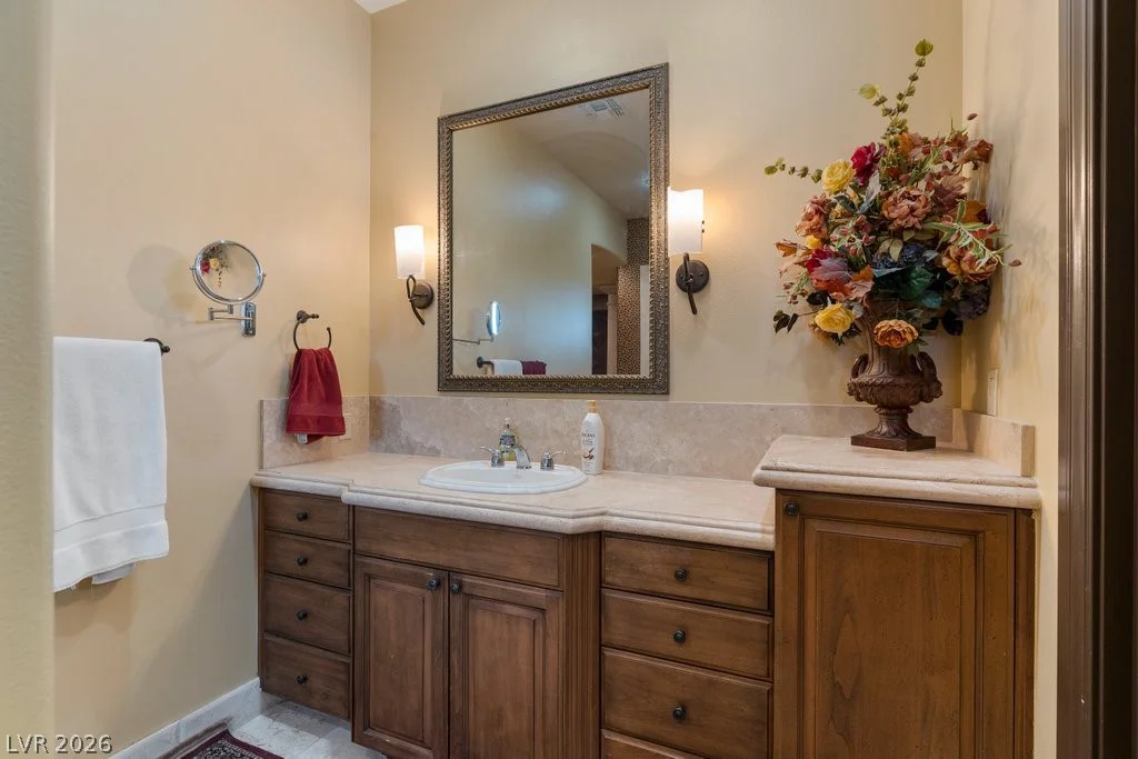 9717 Winter Palace, Las Vegas, NV 89145